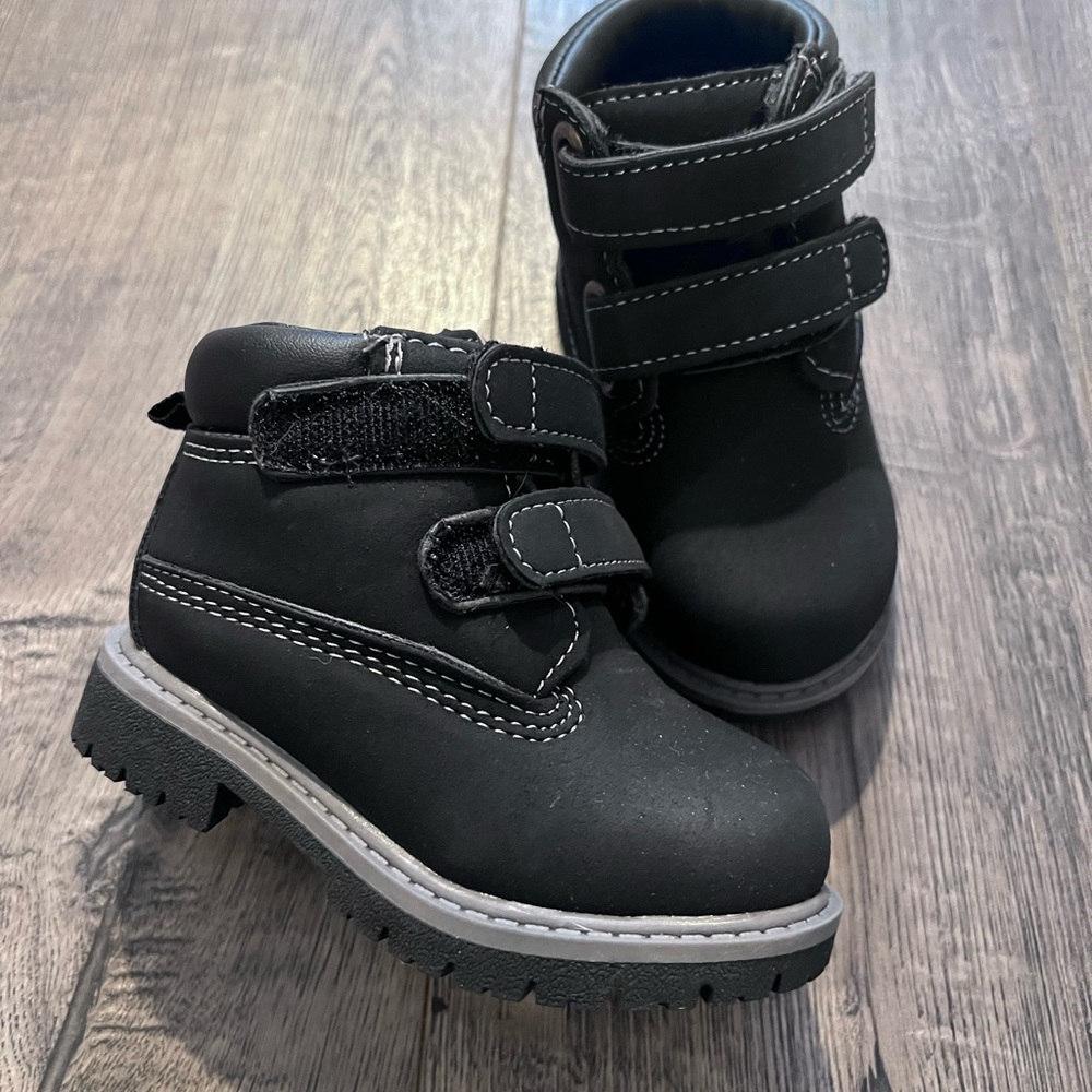 Wonder Nation Kids Boots